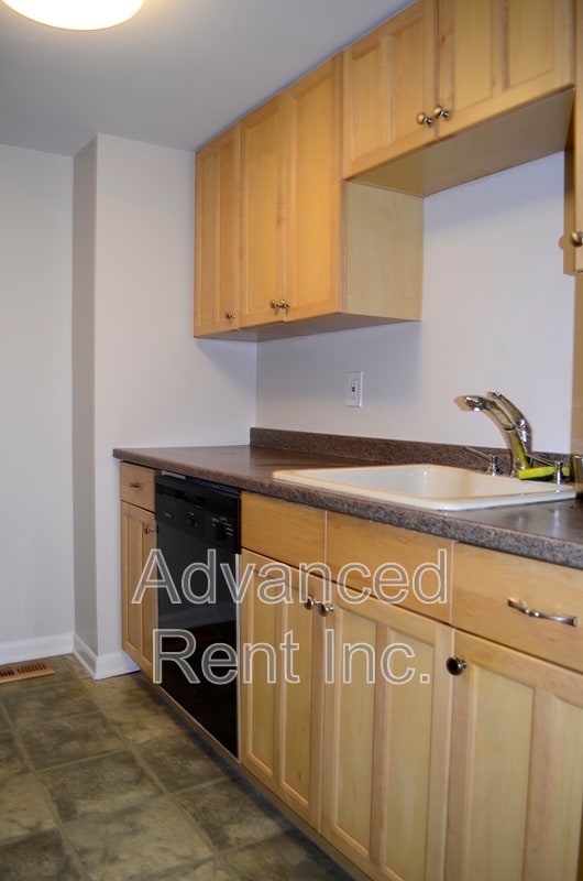Photo - 24 Dendron Ct