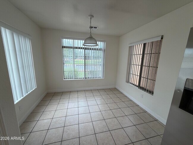 Photo - 12710 W Ash St