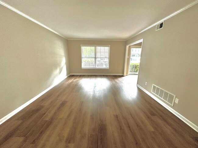 Photo - NOW AVAILABLE! Luxurious Town home in Nort...