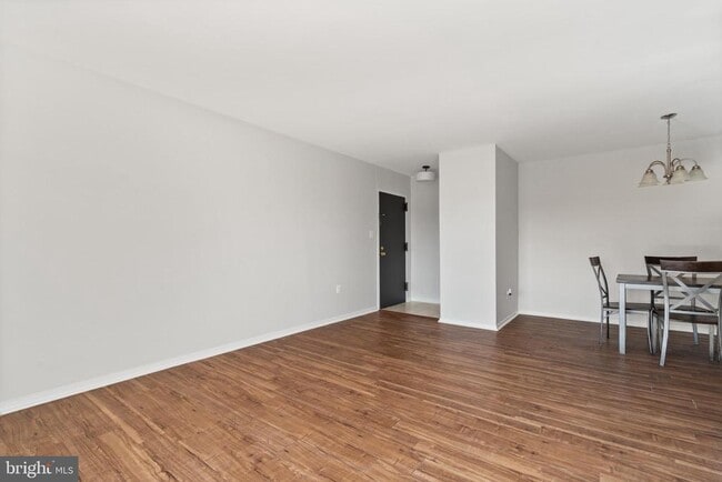 Photo - 561 Florida Ave Unit 204