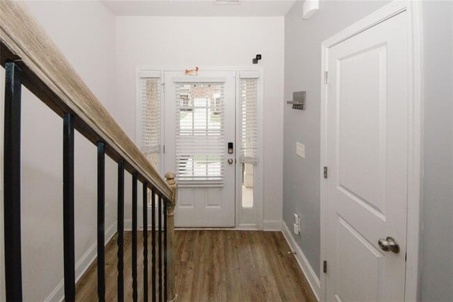 Photo - 10162 Benton Woods Dr