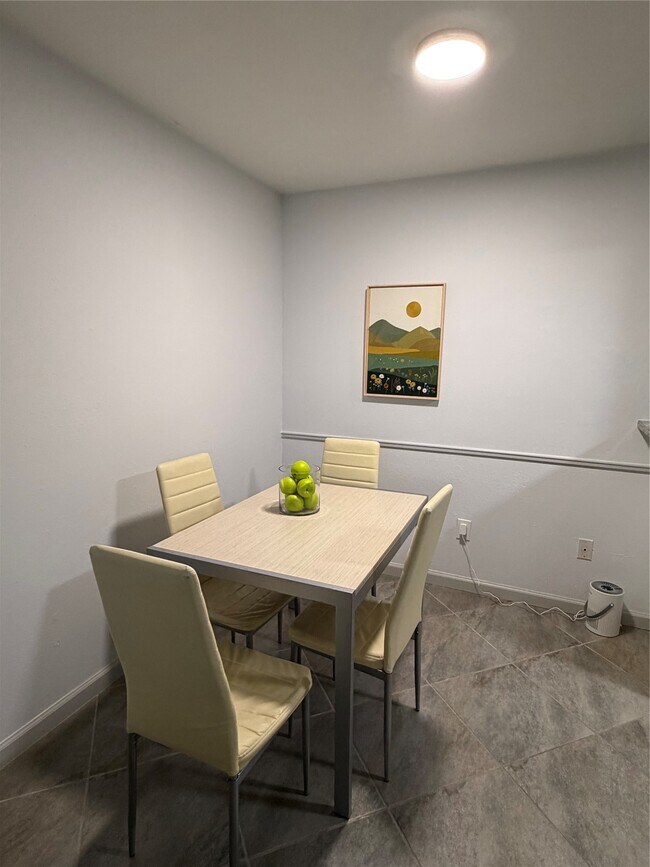 8801 Hammerly Blvd Unit 901