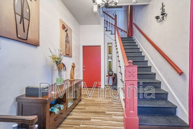 Photo - 1050 Ann St Unit #A