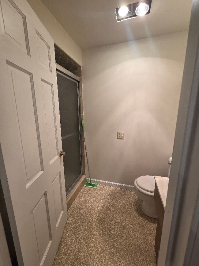 Photo - Private 4 Bedroom / 2.5 Bath Bridle Trails Acerage Property