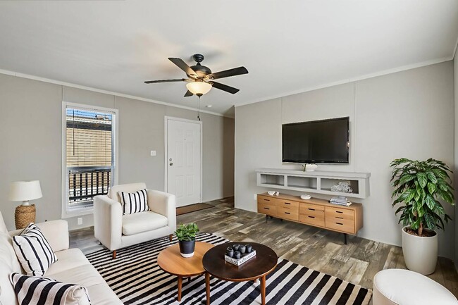 Photo - 1607 American Dr