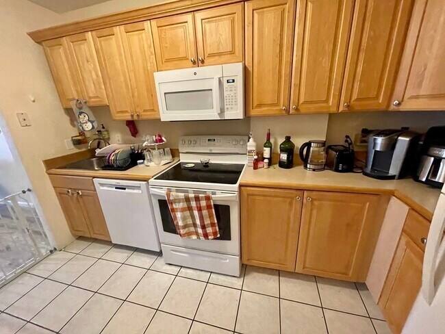 Photo - 100 Marion St Unidad 18