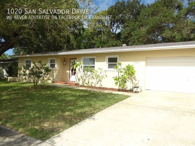 Building Photo - 1020 San Salvador Dr