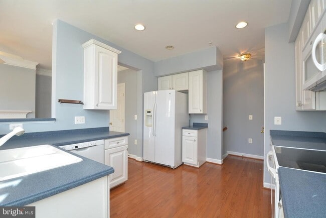 Photo - 13640 Salk St