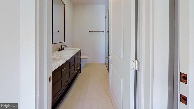 Photo - 3859 Lancaster Ave Unit 2F