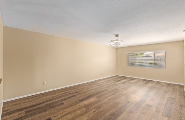 Photo - 2113 E Pebble Beach Dr