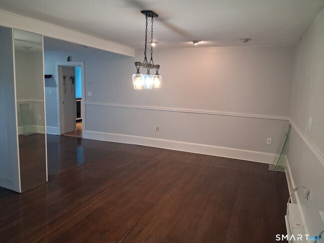 Photo - 1286 Long Ridge Rd