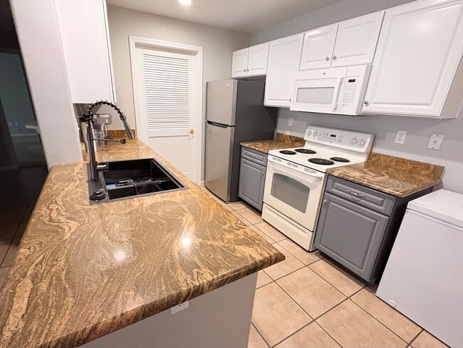 Photo - Balboa Park Luxury Living