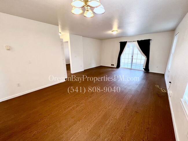 Photo - Blanco Ave. Duplexes Unidad 868 Blanco Ave, CB