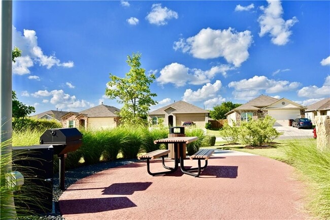 Photo - 2024 Birkby Ct