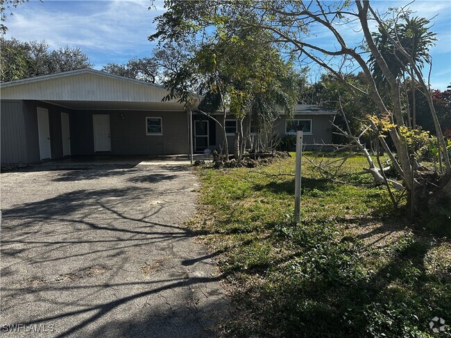 Building Photo - 14 Maple Ave N Rental