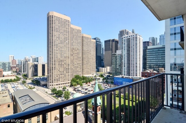 Photo - 210 S Desplaines St Unit 1407