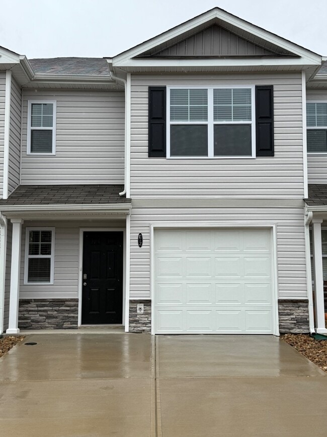 Photo - 115 Raceday Center Dr