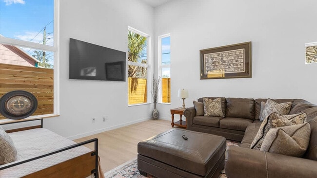 Photo - 23 Pearl St Unit SI ID1578602P