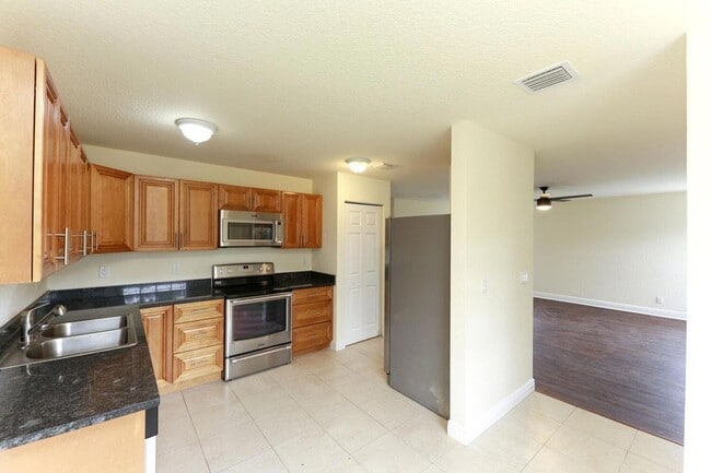 Photo - 13342 87th St N Unit 2nd Floor