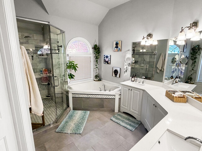 Photo - 1106 Glenrose Dr SE