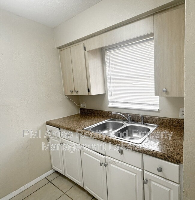 Photo - 3214 Crystal Hills Loop S