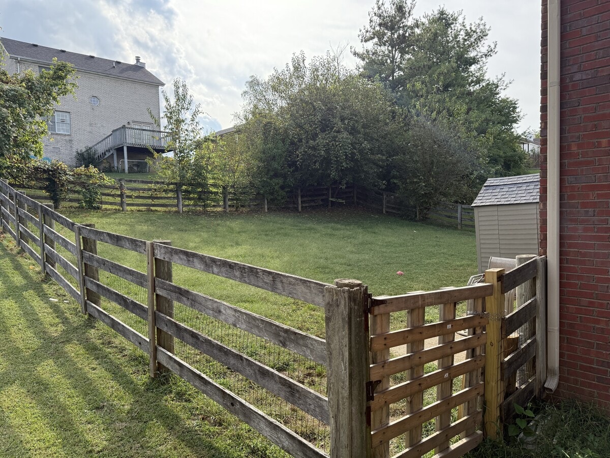 Photo - 1041 Blackwell Ct