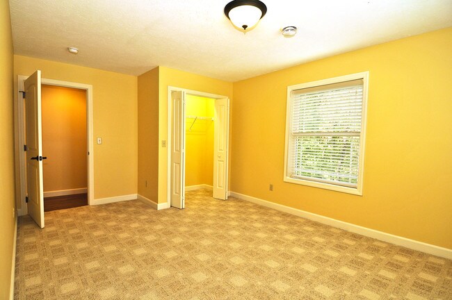 bed2 - 501 Crawford Ave Unidad 301