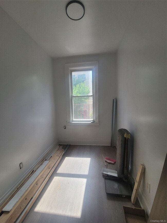 Photo - 3553 Holland Ave