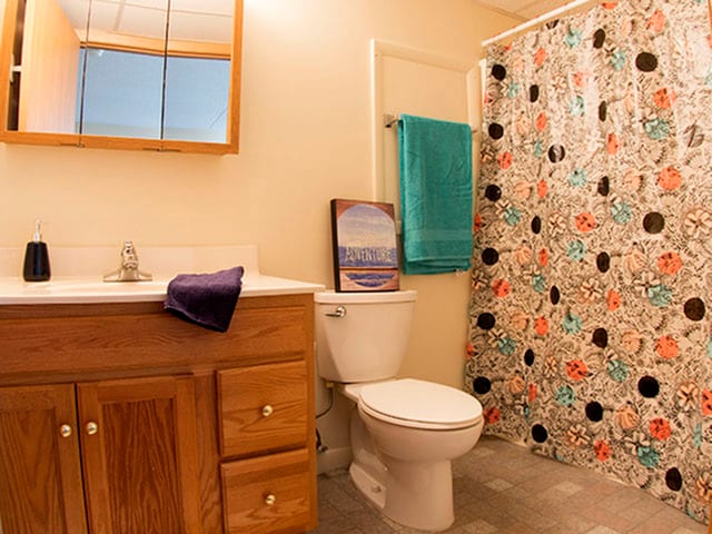 L13 Bathroom