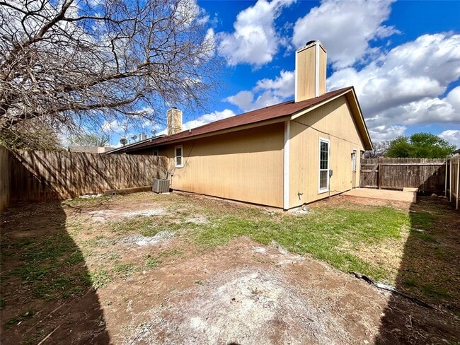 Photo - 510 Greenlawn Blvd