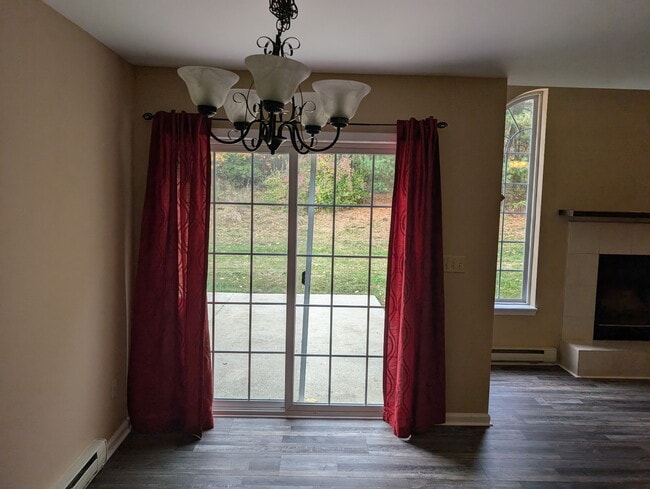 Photo - 605 Country Acres Ct