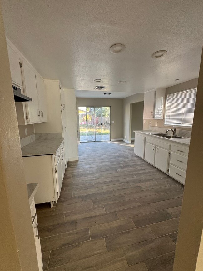 Photo - Newly Remodeled home for you!