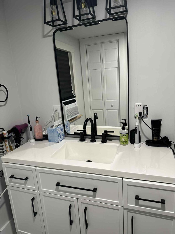 Photo - 134 School St