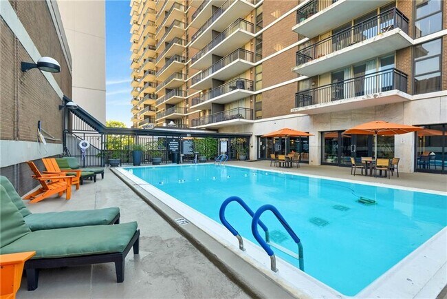 Photo - 620 Peachtree St NE Unit 1709