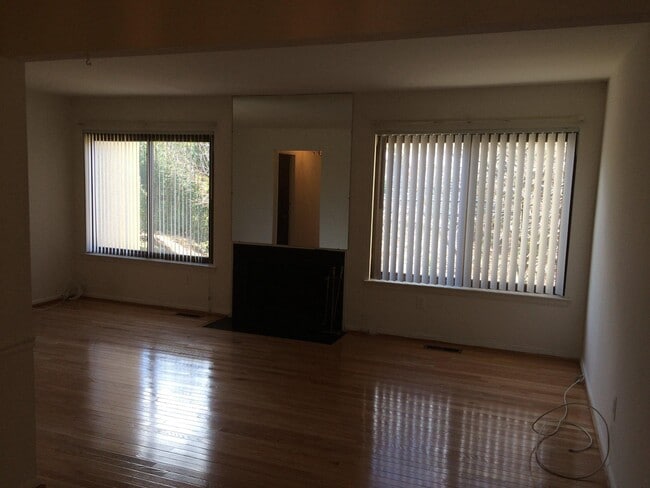 Photo - 10712 Muirfield Dr