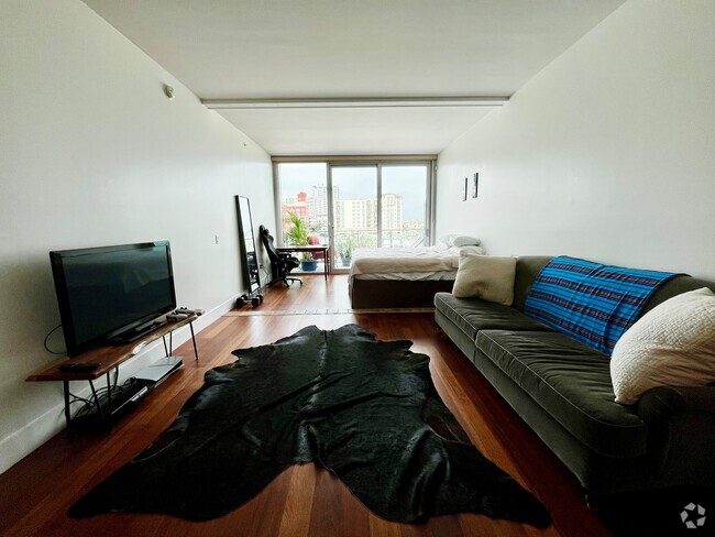 Building Photo - 111 N 12th St Unit FURNISHED 1508 Rental