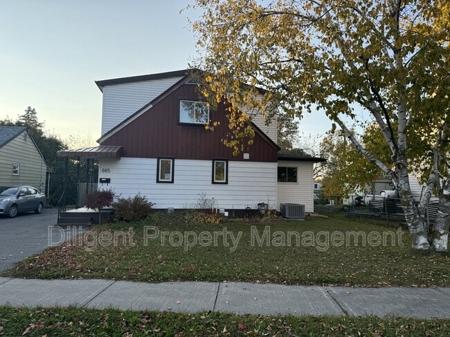 Photo - 805 Morphet Ave