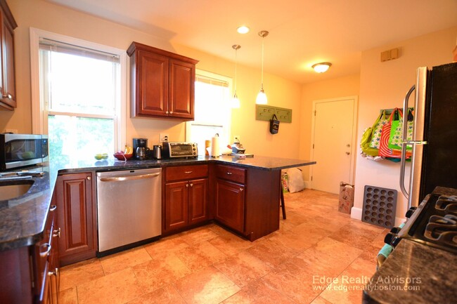 Photo - 127 Nottinghill Rd Apartments Unit 1