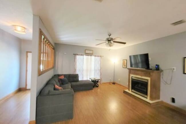 1408 Christie Dr