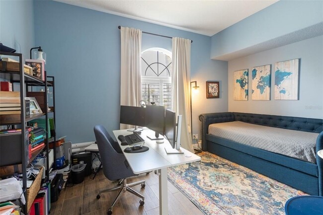 Photo - 1084 Shadowmoss Cir