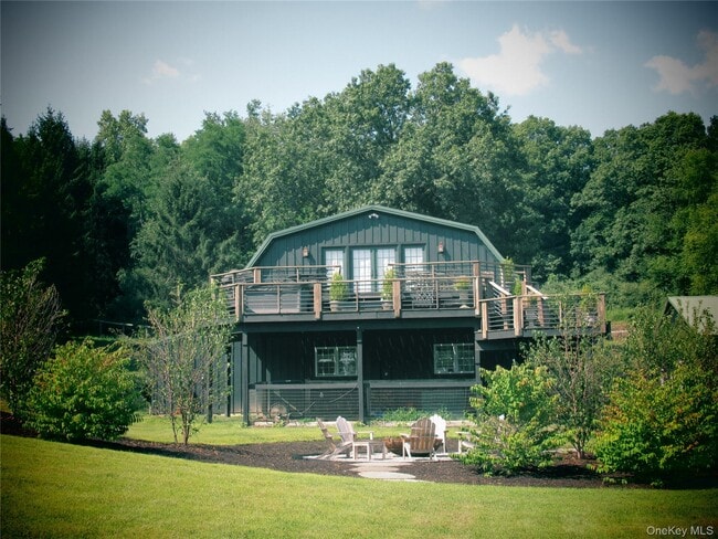 Building Photo - 63 River Rd Unit B Rental