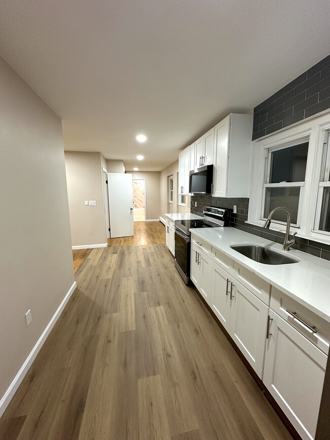 Photo - 23 Allview Ave