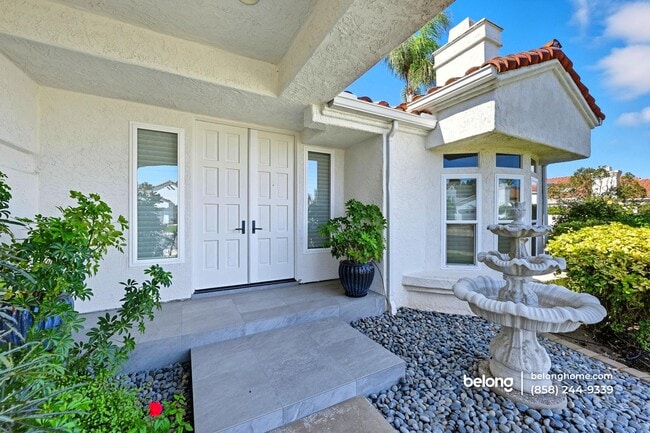4911 Amador Dr