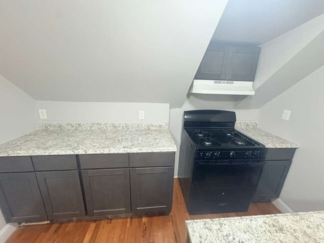 Photo - 12 Button St Unit 3