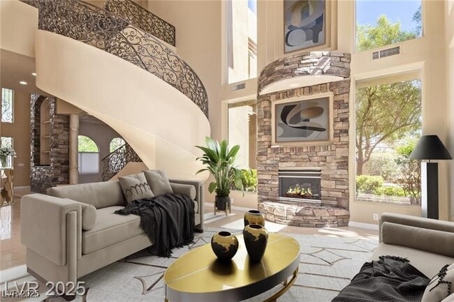 Photo - 1008 Trophy Hills Dr