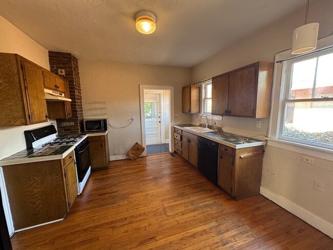 Photo - 512 S Crawford Ave House