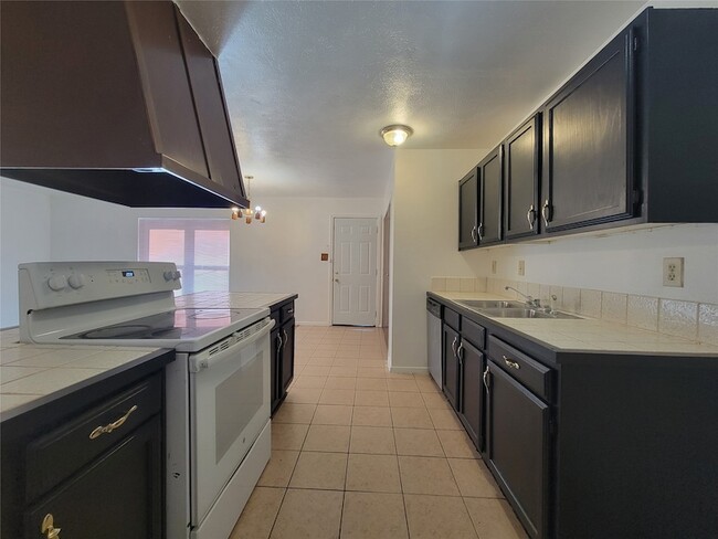 Photo - 424 Green Canyon Dr