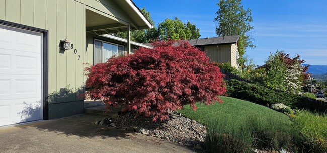 Photo - Single Family Home in NE Grants Pass with RV Parking