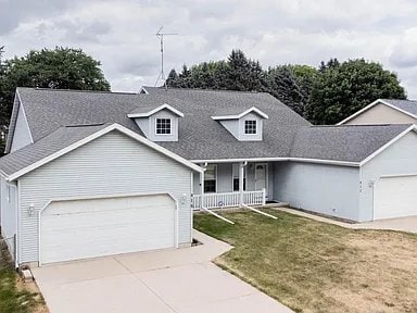 Photo - 910 Prospect Ave
