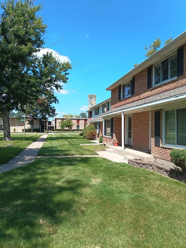 13 Hemlock St